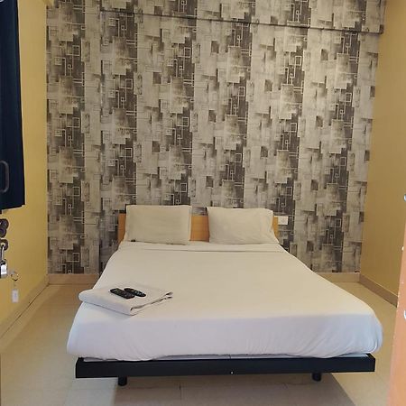 Hotel Pallavi Grand Bengaluru Zewnętrze zdjęcie